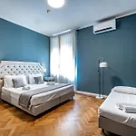 Yid Lamarmora Luxury Contemporary *