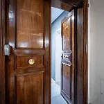 Yid Lamarmora Luxury Contemporary *