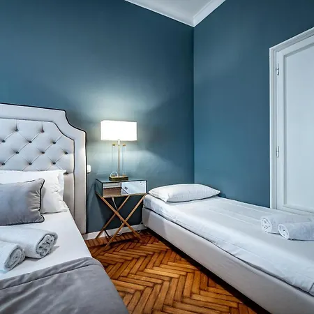 Yid Lamarmora Luxury Contemporary *