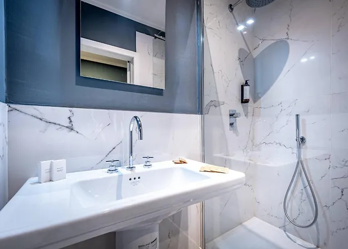 Yid Lamarmora Luxury Contemporary