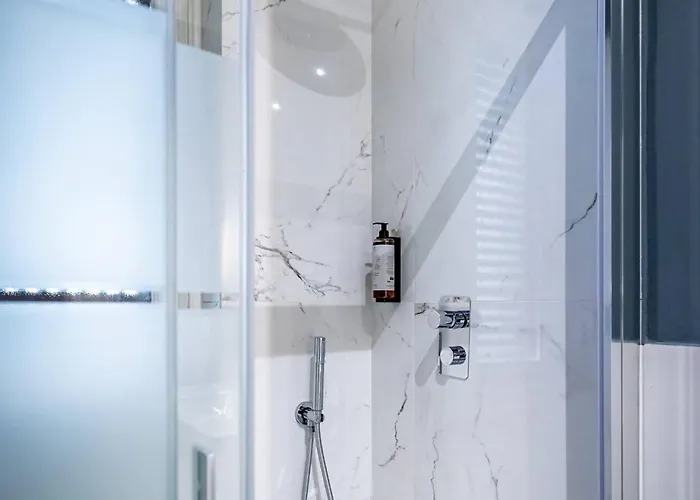 Yid Lamarmora Luxury Contemporary